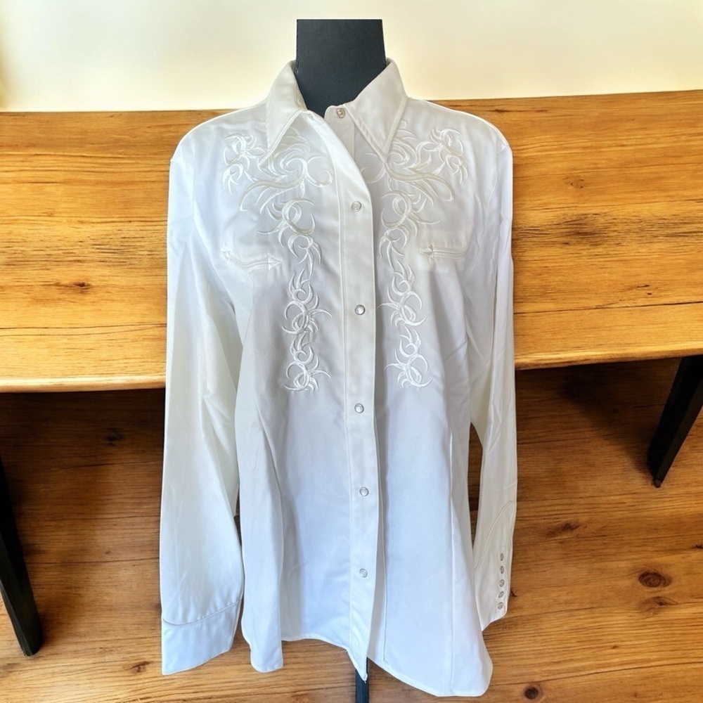 ROPER Tailored Pearl Embellished Western Shirt